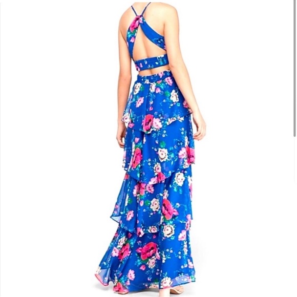Express Maxi Dress - Picture 2 of 3